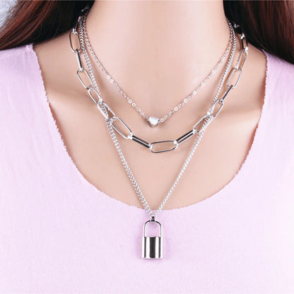 Fashion Chain Pearl Necklace For Women Baroque Pearl Metal Charm Pendant Necklaces Choker Snake Chain Jewelry Gold Silver Color