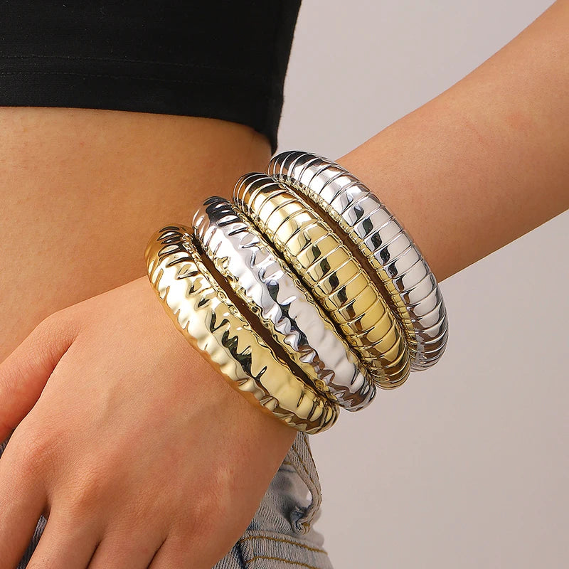 Women’s Vintage Geometric Open Cuff Bangle