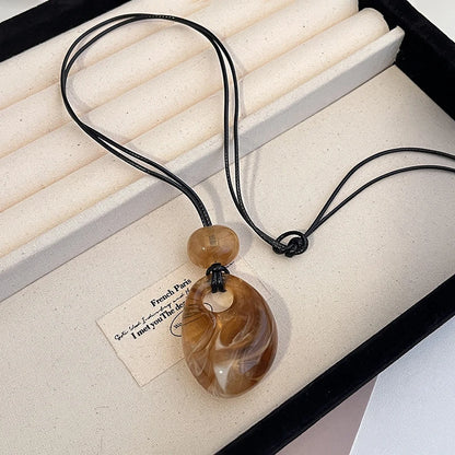 Vintage Acrylic Water Drop Hollow Irregular Geometric Pendant Necklace Woman Wax Rope Beaded Adjustable Sweater Chain Jewelry