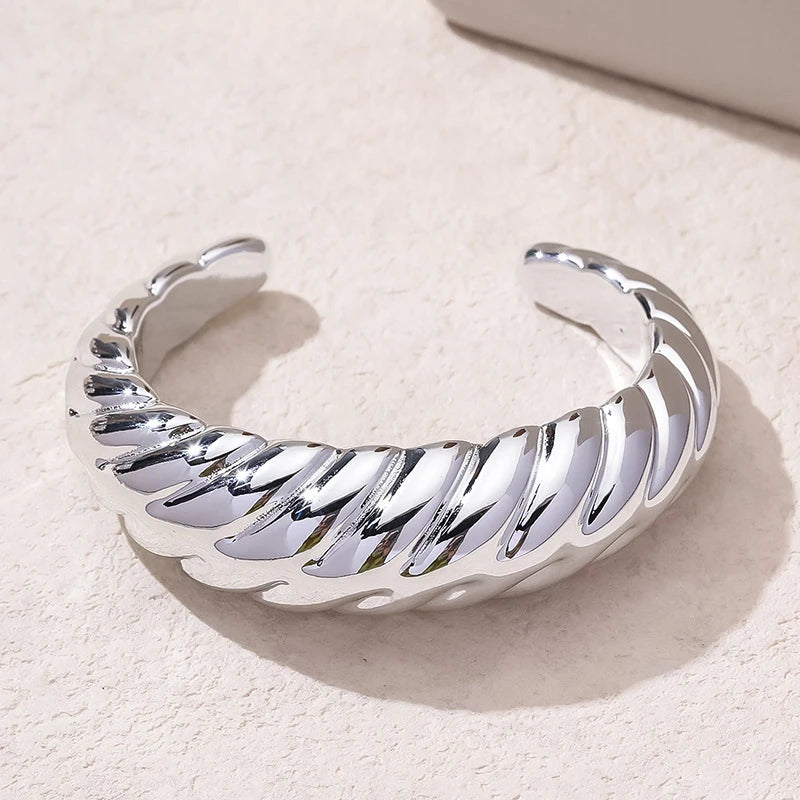 Women’s Vintage Geometric Open Cuff Bangle