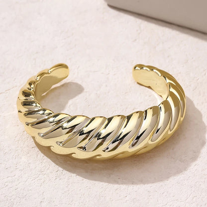Women’s Vintage Geometric Open Cuff Bangle
